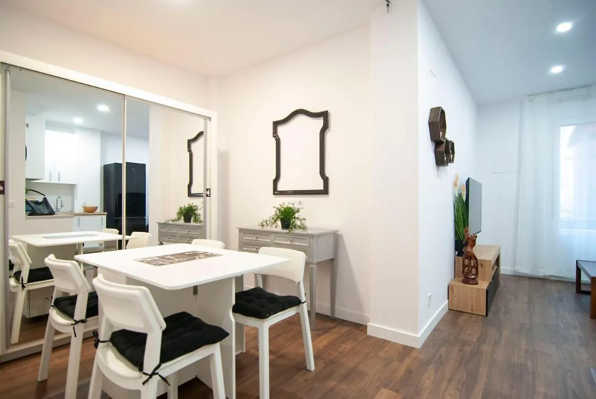 Itu Apartment Bilbao Spain
